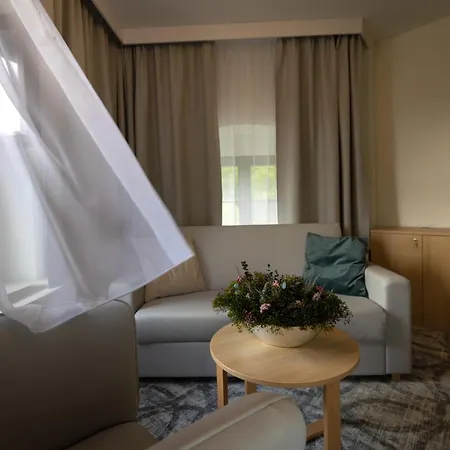 Hotel Zámek *