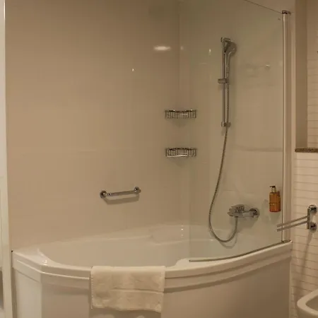Zamek Hotell *