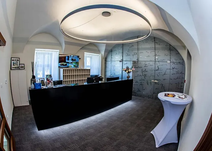 Hotel Zámek *